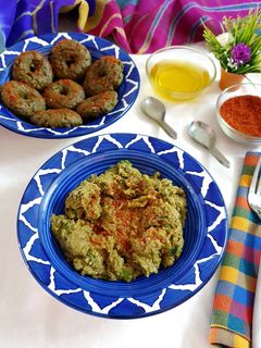 મગદાળ નું ખીચું (Moong Dal Khichu recipe in Gujarati) રેસીપી મુખ્ય ફોટો