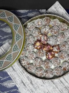 عکسی از دستور توپک خرمایی نارگیلی