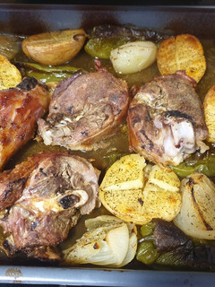 Una foto de Pierna de cordero al horno