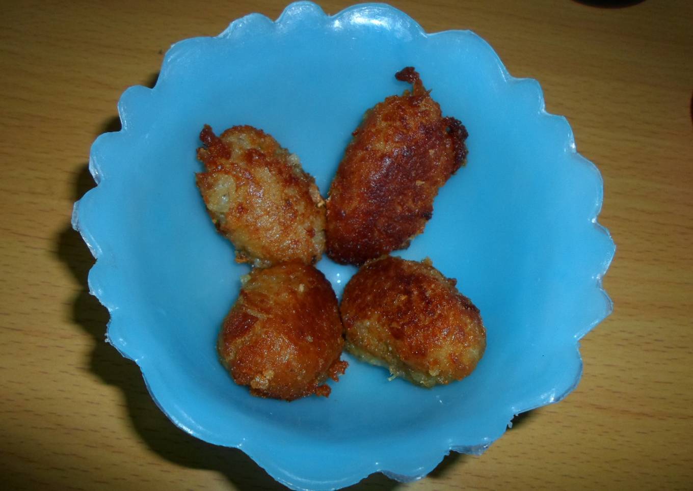 Croquetas de Pollo hechas con miga de pan