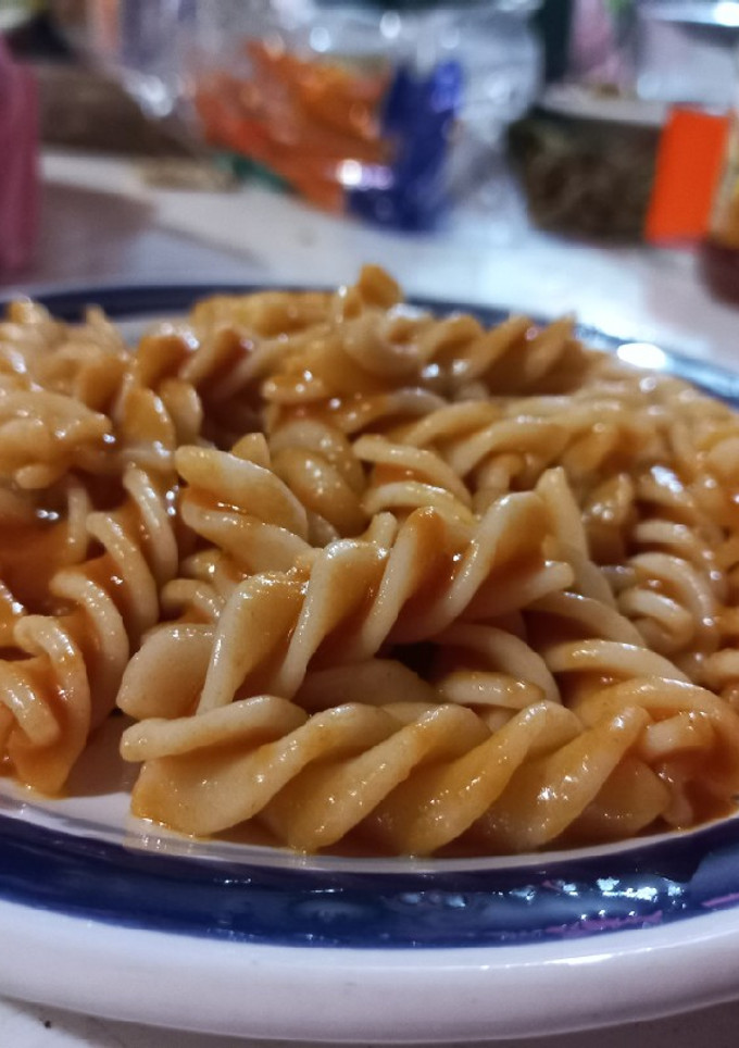 Una foto de Pasta con salsa de jitomate