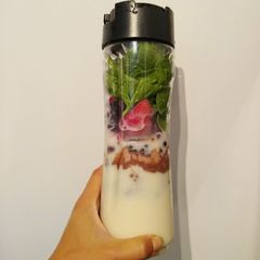 A picture of Mixed Berry Breakfast Smoothie (w/ vegan chocolate protein).