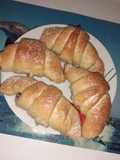 Croissante cu ciocolată sau gem