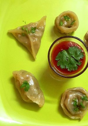 ভেজ মোমো(Veg momo recipe in bengali) রেসিপির প্রধান ছবি