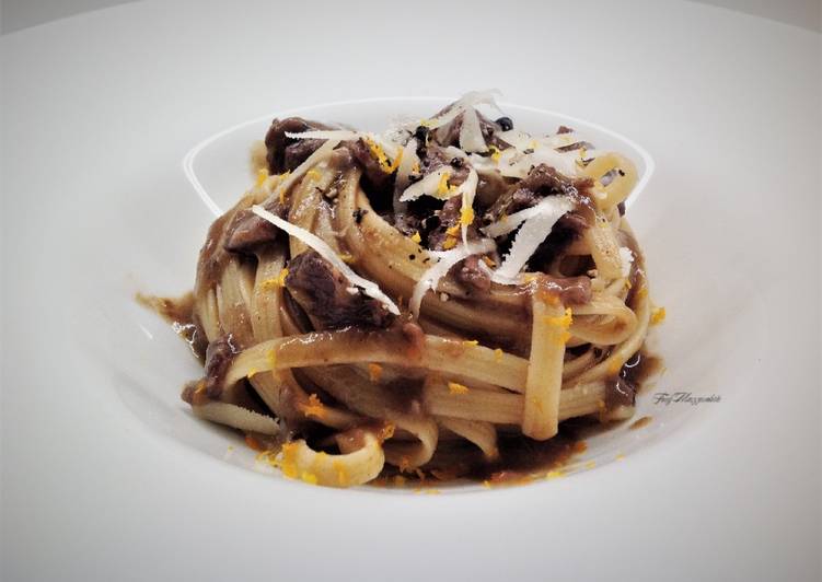 How to Prepare Super Quick Homemade Linguine rigate con guancia di manzo brasata