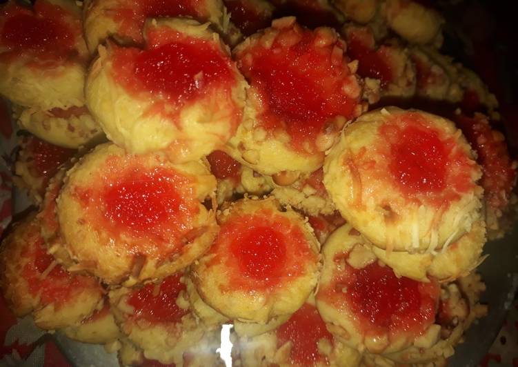 Resep Thumbprint Cookies yang Bikin Ngiler
