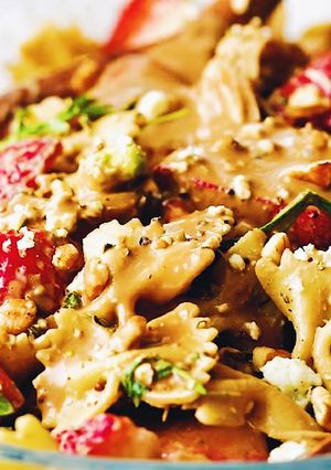 Epres- avokádós csirkesaláta recept fotója