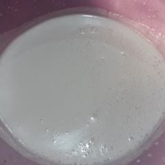 A picture of Coconut milk.