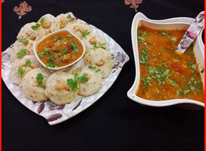 A picture of Idli Sambhar.
