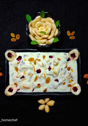A picture of Shahi Banana Raita.