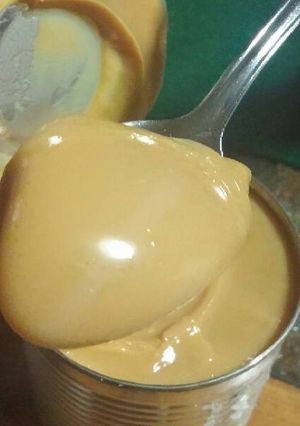 A picture of Homemade caramel.