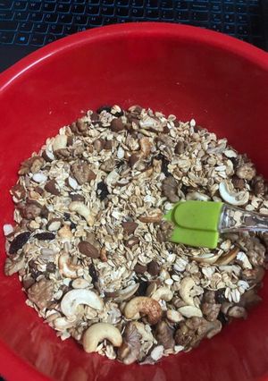 Hình của món Granola tự làm bằng nồi chiên không dầu (healthy - eat clean).