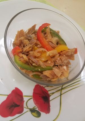 Una foto de Bacalao con vegetales