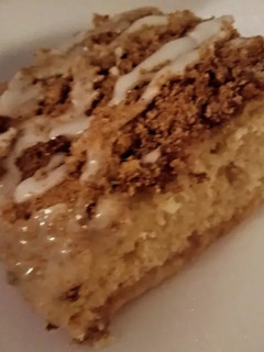 A picture of Cinnamon Roll Crumble Cake.