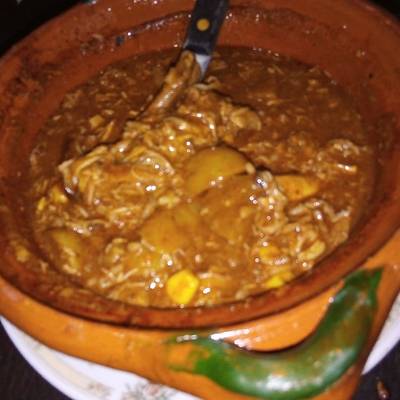 Mole sencillo con papas estilo ranchero las correa Receta de MARTÍN GERARDO  RAMÍREZ CORREA- Cookpad