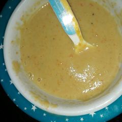 A picture of Plantain and carrot puree.