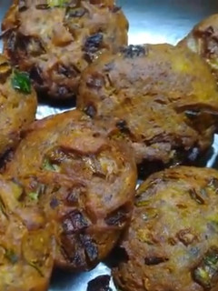 பலாக்கொட்டை வடை (Palaakottai vadai recipe in tamil) செய்முறை முக்கிய புகைப்படம்
