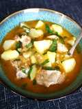 Guiso de patatas con carne al aroma de apio