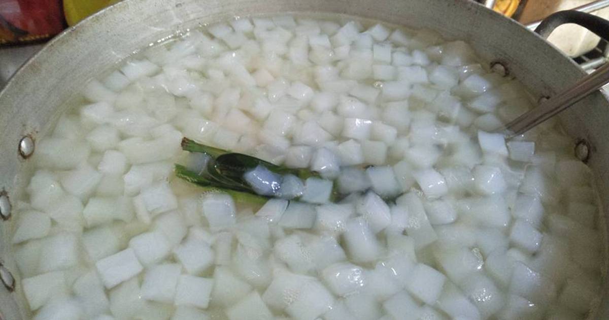 Cách Làm Món Thạch dừa thô lá dứa đường phèn của Mẹ Bảo Hân - Cookpad