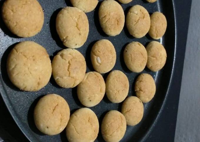 Classic Peanut Butter Cookies