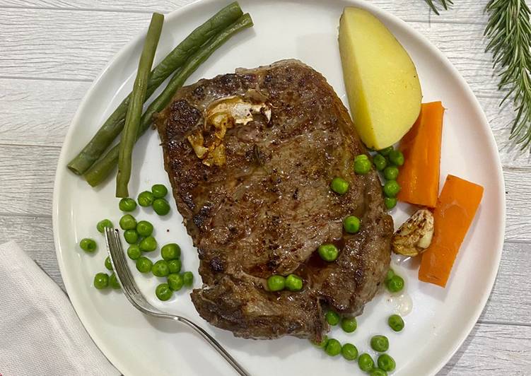 Langkah Membuat Pan-Seared Meltique Rib Eye Steak Yang Gurih