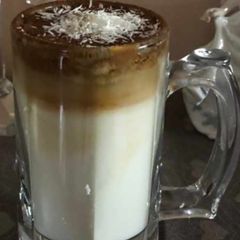 A picture of Dalgona Coffee.