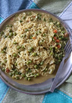 सब्जी मैगी (sabzi maggi recipe in Hindi) रेसिपी मुख्य फोटो
