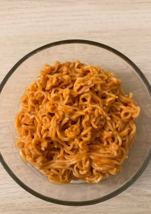 صورة لوصفة إندومي بالجبن السائل🍝