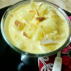 A picture of Kesar pasta payasam.