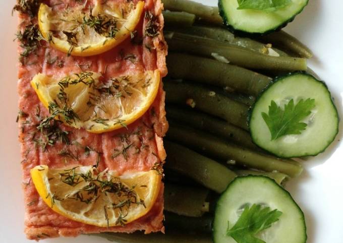 Лосось, запечений з лимоном і кропом😋