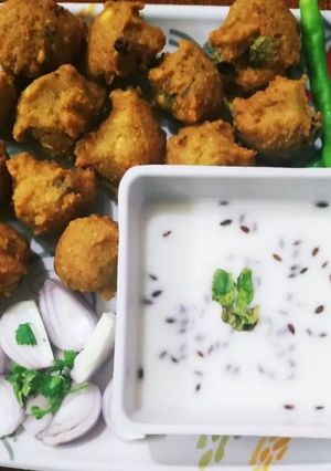 चना दाल पकौड़े (chana dal pakode recipe in Hindi) रेसिपी मुख्य फोटो