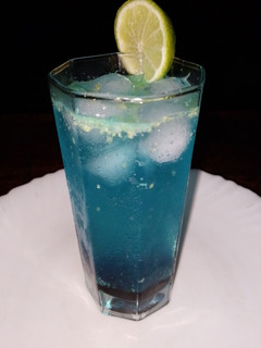 A picture of Blue lagoon.