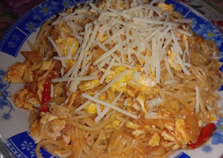 Spaghetti Telur Keju