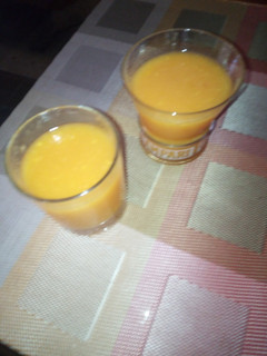 A picture of Mix of mango en water Mellon smoothie#author marathon.