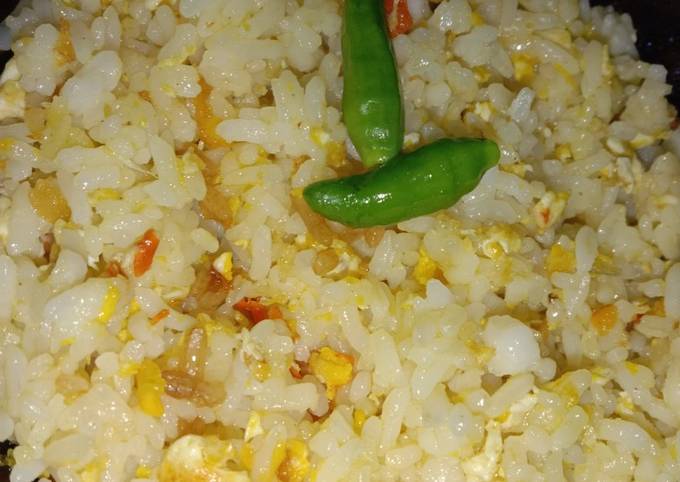 Resep Nasi Goreng Mentega Telur Simpel Oleh Rarisa Octaviant Cookpad