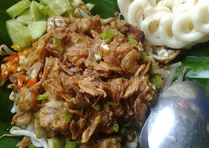 Resep Nasi Lengko/ Sega Lengko Khas Cirebon oleh Susanti Resep Nasi Lengko/ Sega Lengko Khas Cirebon oleh Susanti