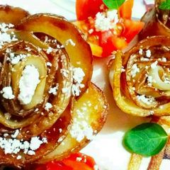 A picture of Baked Potato Rose.
