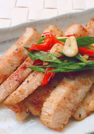 {椒鹽松阪豬｝ 的食譜成品照片