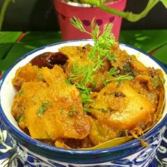 A picture of Khatta Meetha Banarasi Kaddu Sabji.