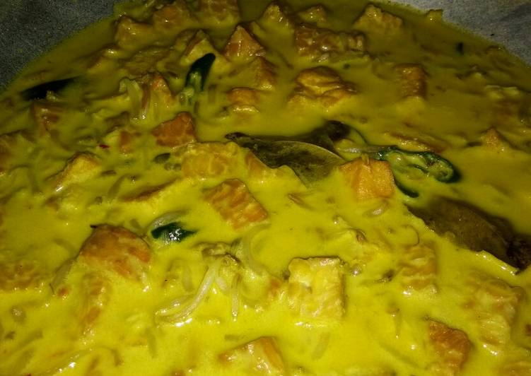 Proses meracik 3T (tahu,tempe,toge) santan yang Enak