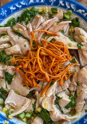 A picture of Steamed Herbal Chicken.