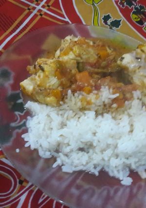 Una foto de Arroz blanco con lomito de pescado!!!