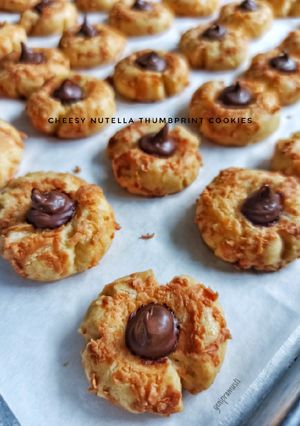 Foto resep Cheesy Nutella Thumbprint Cookies