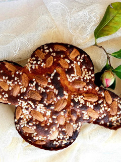 Foto di Plumcake in forma di colomba con ananas candito