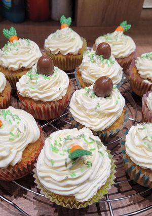 Répás diós muffin, citromos mascarponés tejszínes habbal recept fotója