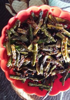 A picture of Delicious kurkuri ladyfinger.