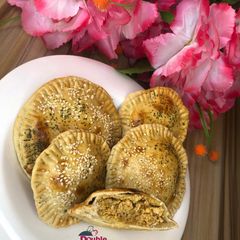 A picture of Chicken pie.