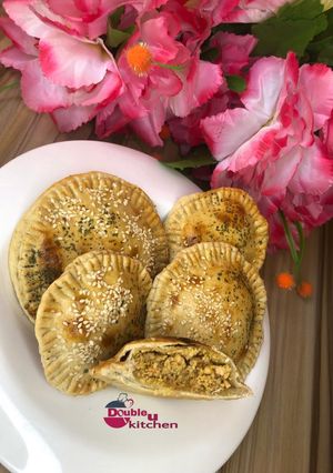 A picture of Chicken pie.