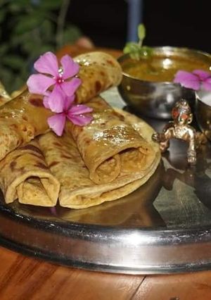 A picture of  puranpoli.