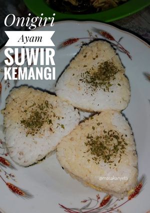 Foto resep Onigiri Ayam Suwir Kemangi